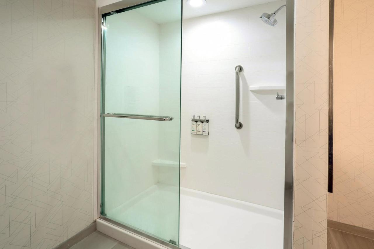 Holiday Inn Express Hotel & Suites Dover By Ihg Dış mekan fotoğraf