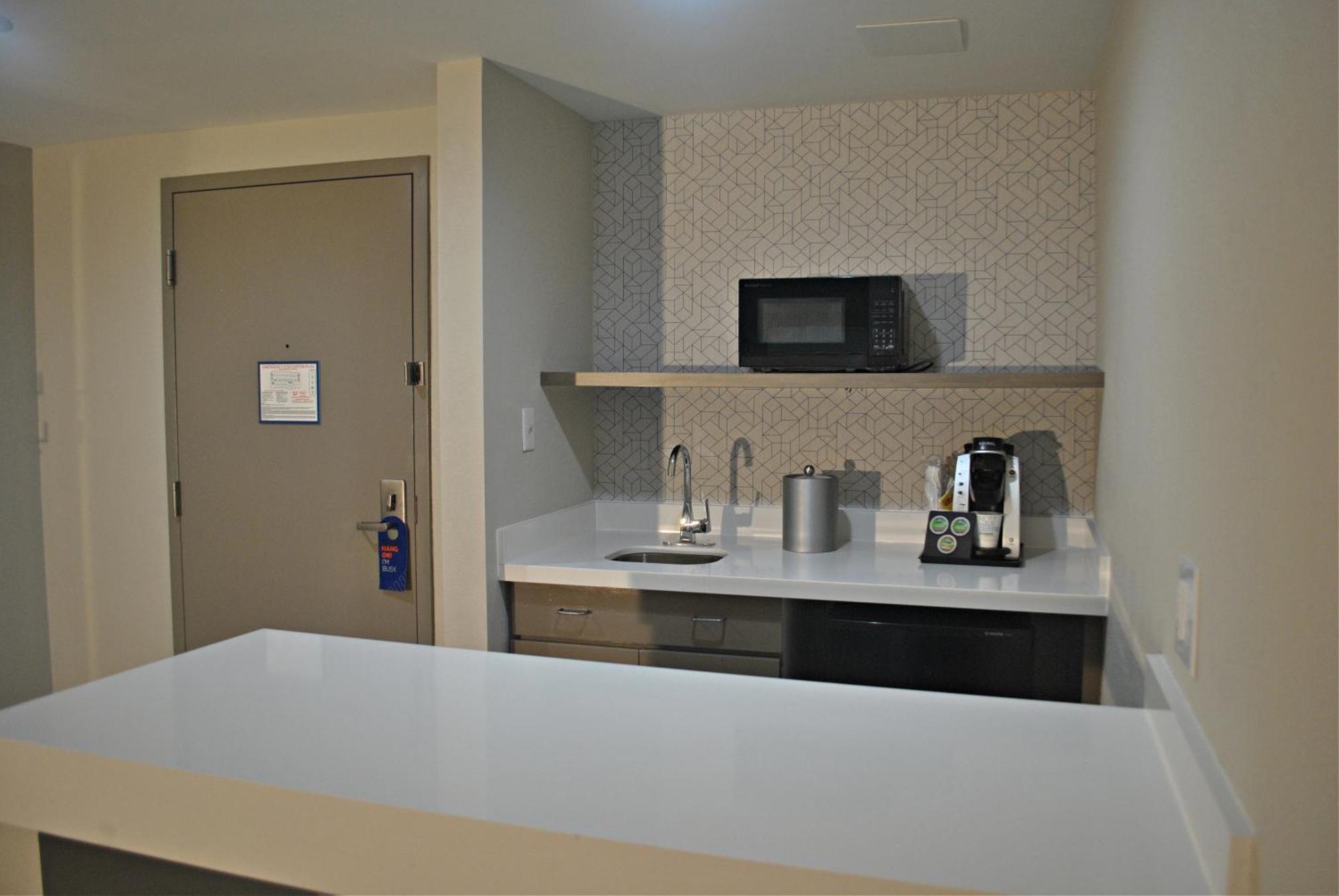 Holiday Inn Express Hotel & Suites Dover By Ihg Dış mekan fotoğraf